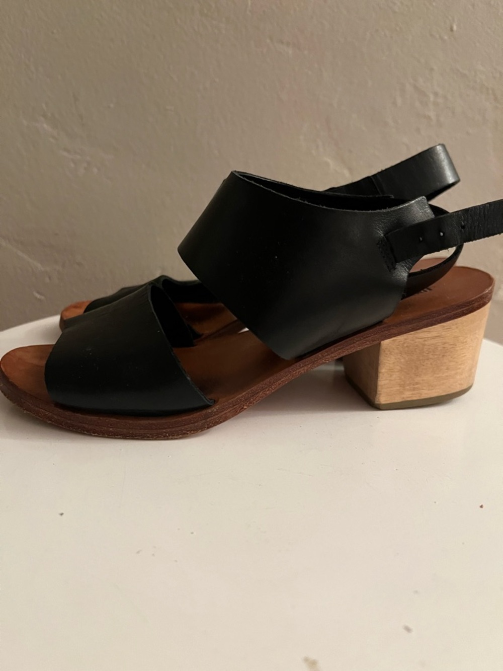 Rachel Comey Tulip wood heel sandal. Size 7.5